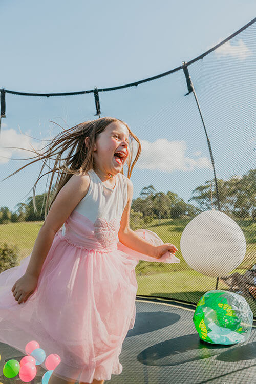 Bouncing on a Springfree makes you happy!